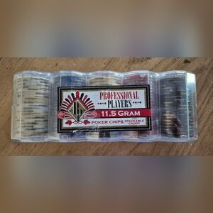 Professional Players 11.5 Gram Poker Chip Set - Black, White, Tan